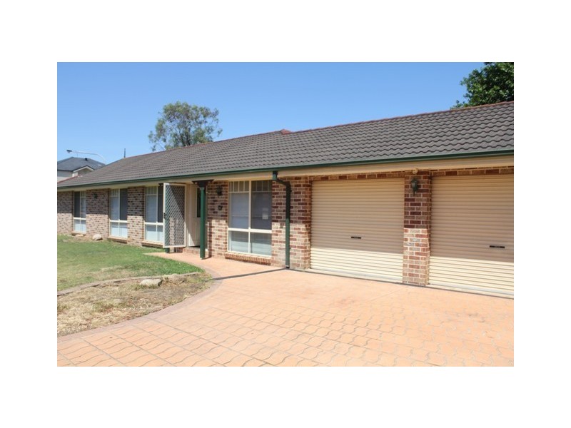 89 Braidwood Drive, Prestons NSW 2170