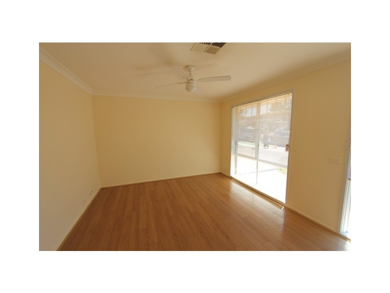 89 Braidwood Drive, Prestons NSW 2170