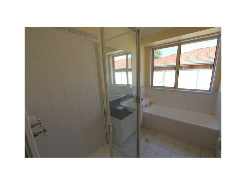 89 Braidwood Drive, Prestons NSW 2170