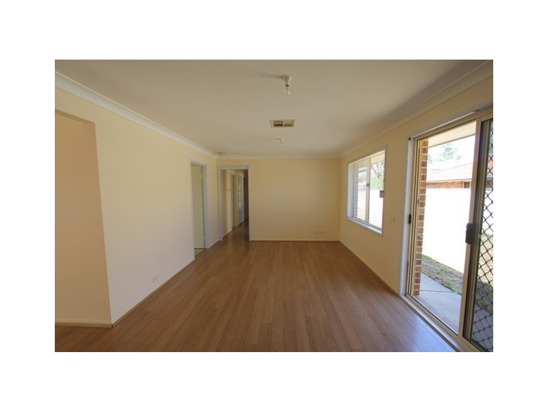 89 Braidwood Drive, Prestons NSW 2170