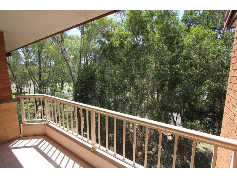 35/4 Mead Drive, Chipping Norton NSW 2170