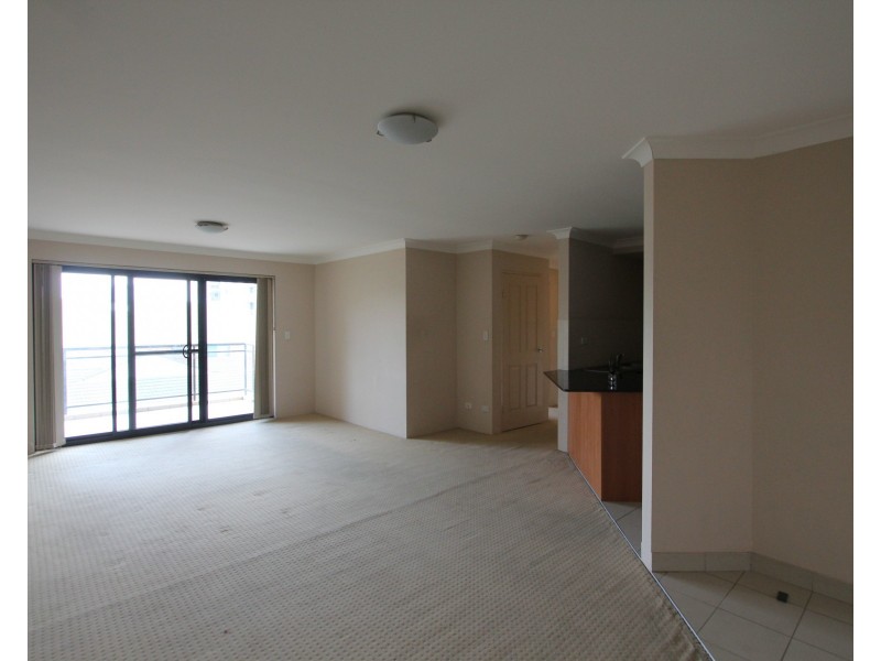 18/12-20 Lachlan, Liverpool NSW 2170