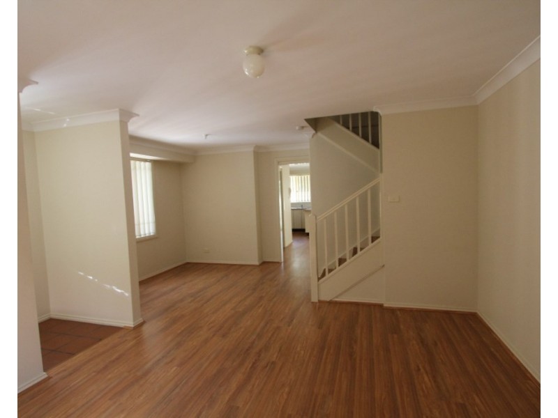 9/26 Wellwood Ave, Moorebank NSW 2170