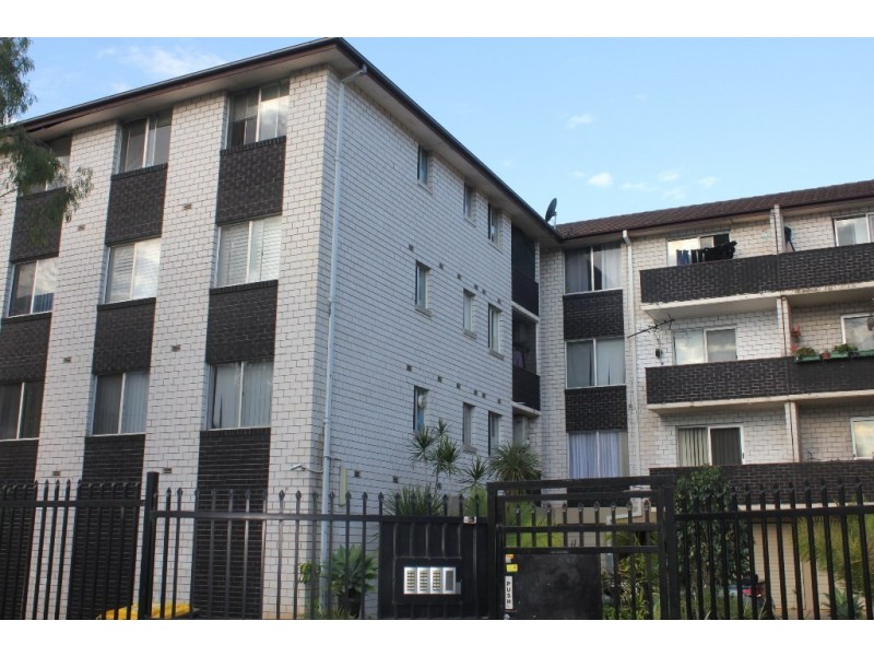 7/12-16 Goulburn, Liverpool NSW 2170