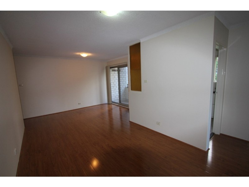 7/12-16 Goulburn, Liverpool NSW 2170