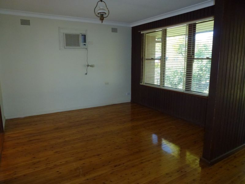 23 Tully Avenue, Liverpool NSW 2170