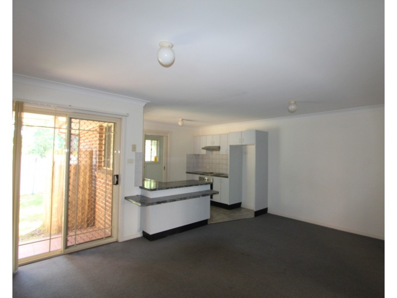 4/42-46 Wellwood Avenue, Moorebank NSW 2170