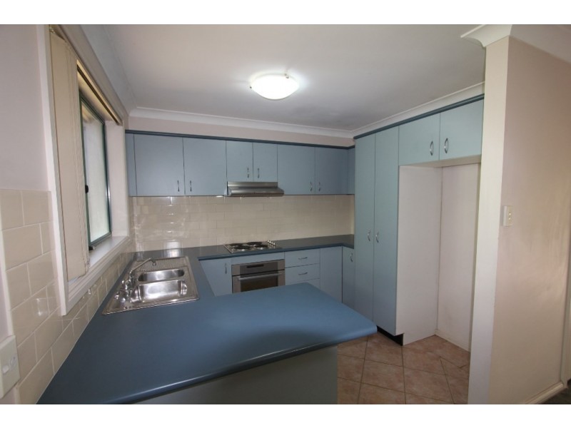 4/15 Keneally Way, Casula NSW 2170