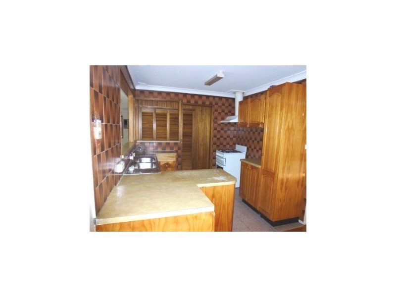 21 Jacaranda Crescent, Casula NSW 2170