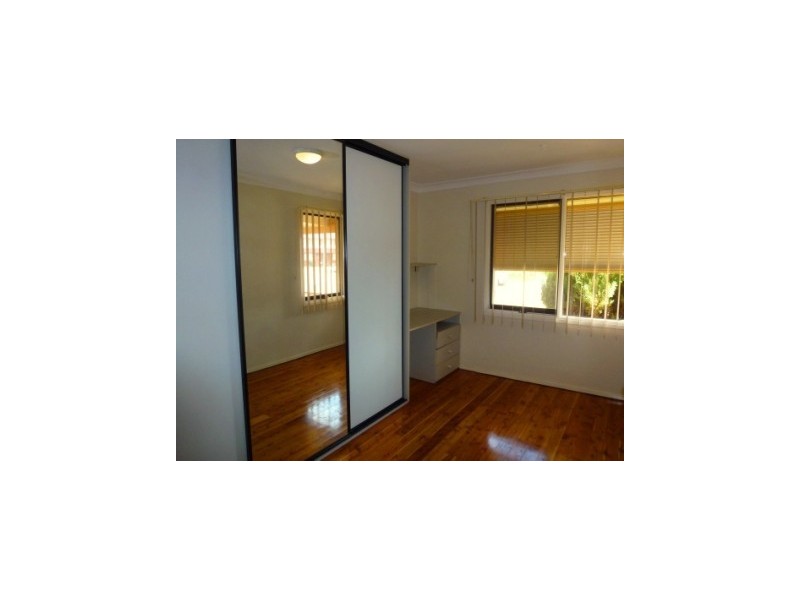 21 Jacaranda Crescent, Casula NSW 2170