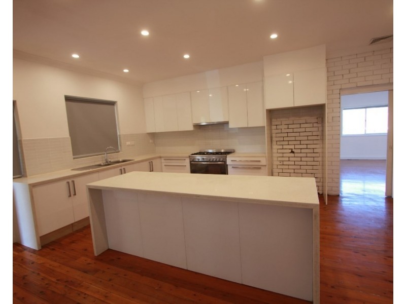 2 Silverwater Crescent, Lansvale NSW 2166