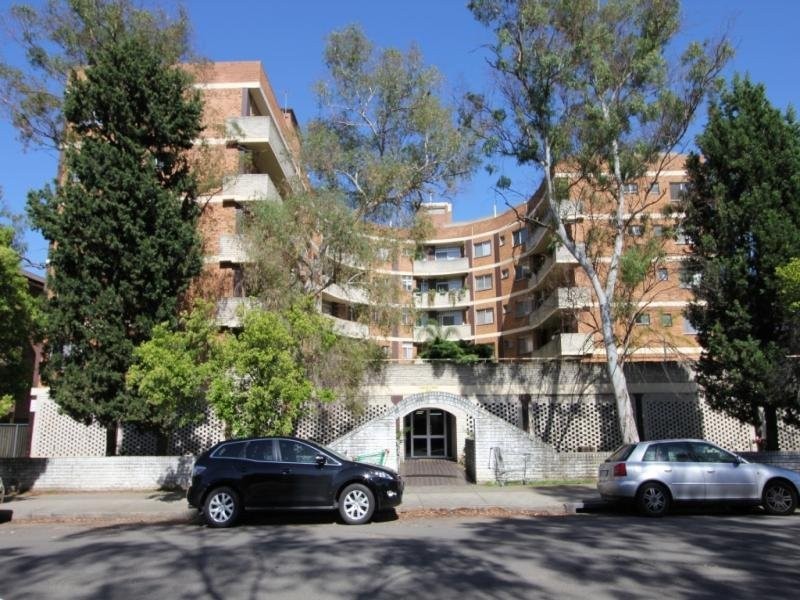 2/57-59 Goulburn Street, Liverpool NSW 2170