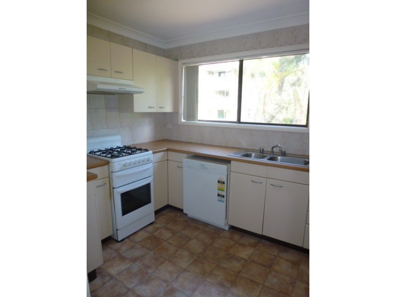 25/4 Ernest Avenue, Chipping Norton NSW 2170