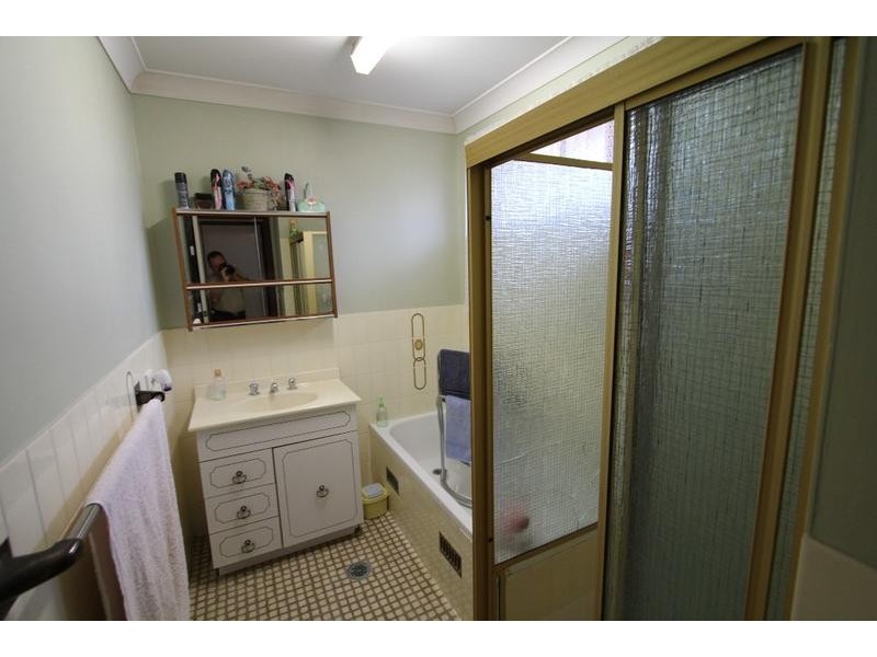 12/28 Coolaroo Cres, Lurnea NSW 2170