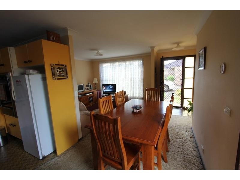 12/28 Coolaroo Cres, Lurnea NSW 2170