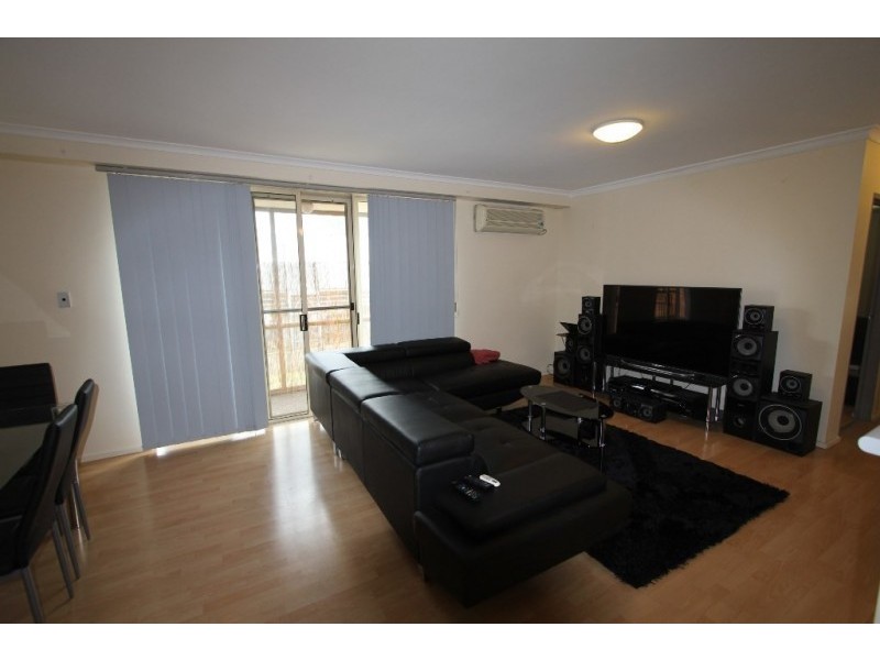 90/3 Riverpark Drive, Liverpool NSW 2170