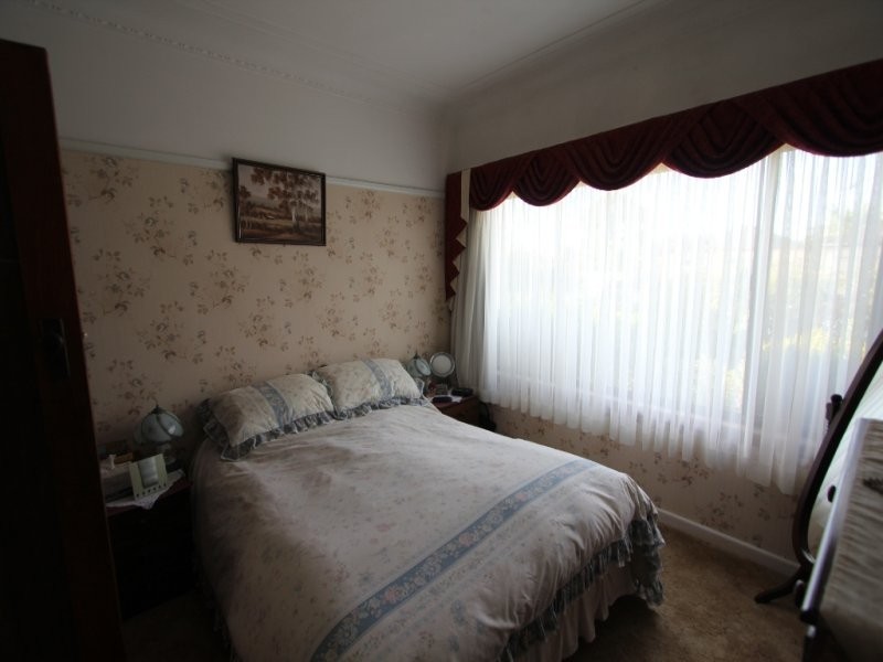 11 Dan Crescent, Lansvale NSW 2166