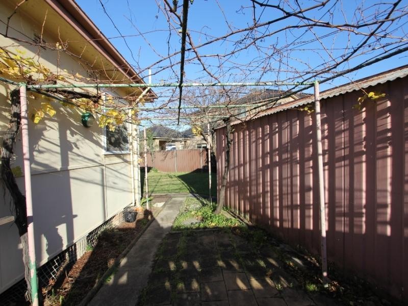 27 Dan Crescent, Lansvale NSW 2166