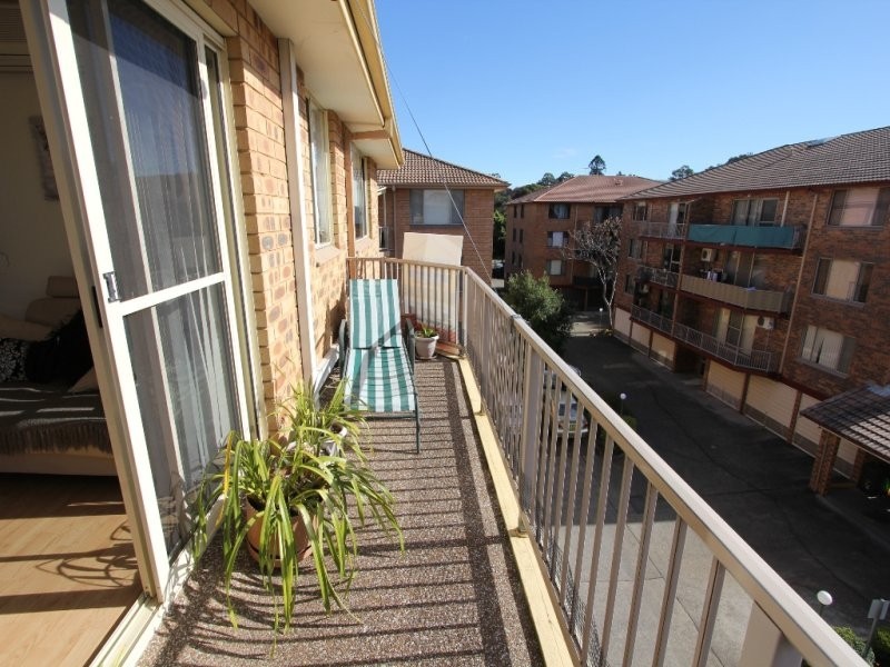 27/2 Riverpark Drive, Liverpool NSW 2170