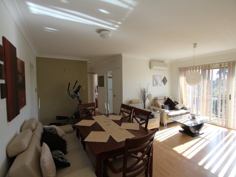 27/2 Riverpark Drive, Liverpool NSW 2170