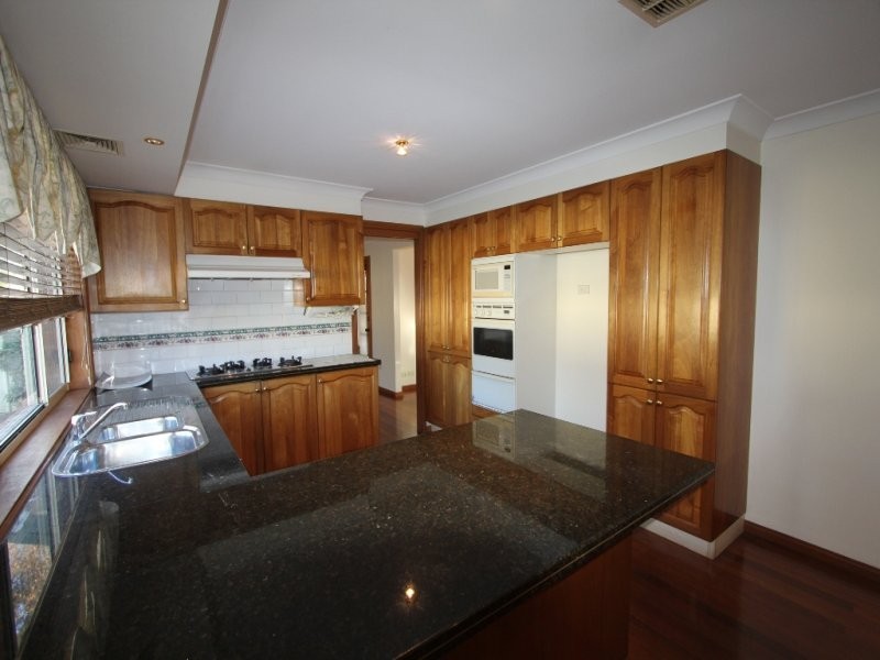 1 Cheltenham Street, Chipping Norton NSW 2170