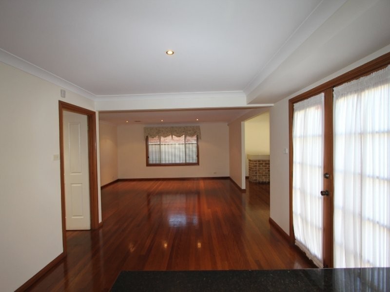 1 Cheltenham Street, Chipping Norton NSW 2170