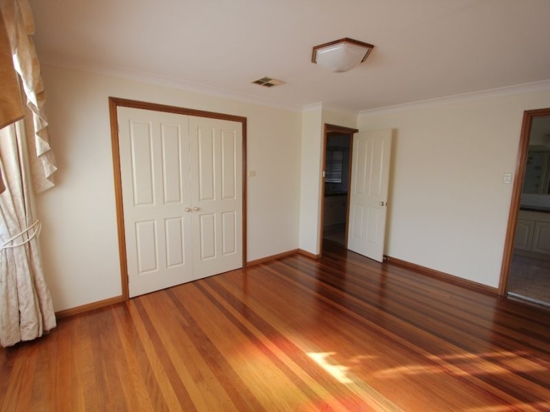 1 Cheltenham Street, Chipping Norton NSW 2170