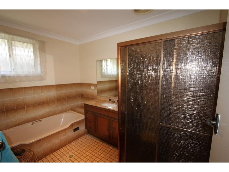 44 Wolverton Avenue, Chipping Norton NSW 2170