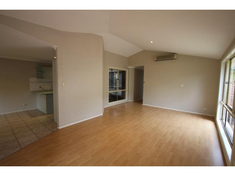 16 Tusculum Court, Wattle Grove NSW 2173