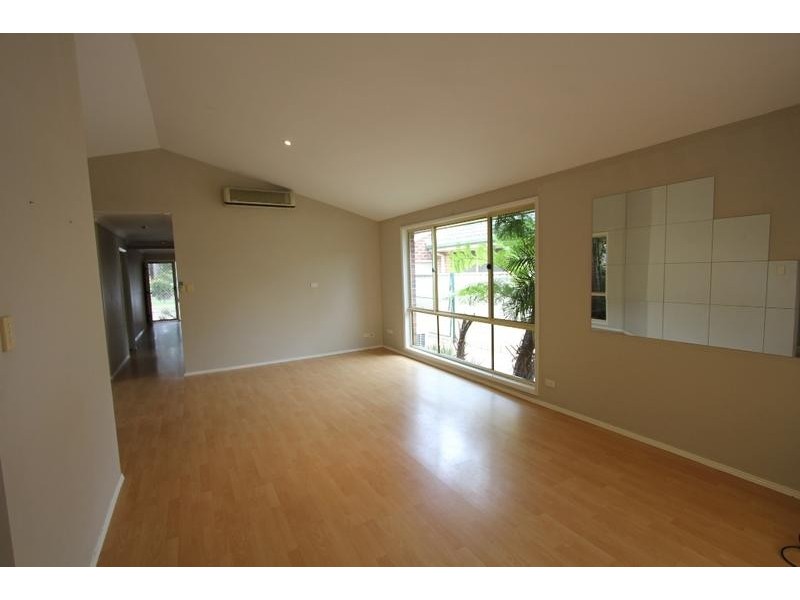 16 Tusculum Court, Wattle Grove NSW 2173