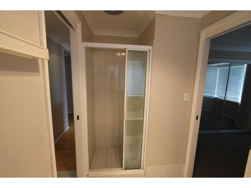 16 Tusculum Court, Wattle Grove NSW 2173