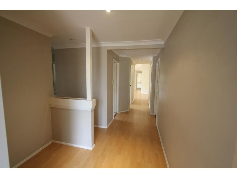 16 Tusculum Court, Wattle Grove NSW 2173