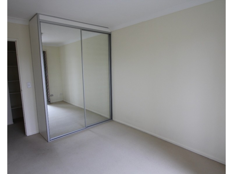 13/4-6 Lachlan Street, Liverpool NSW 2170