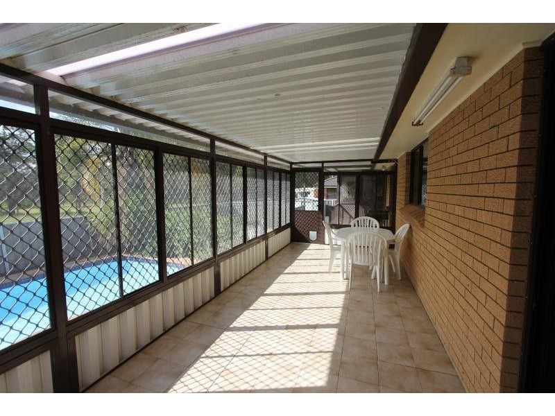 76 Trobriand Crescent, Glenfield NSW 2167