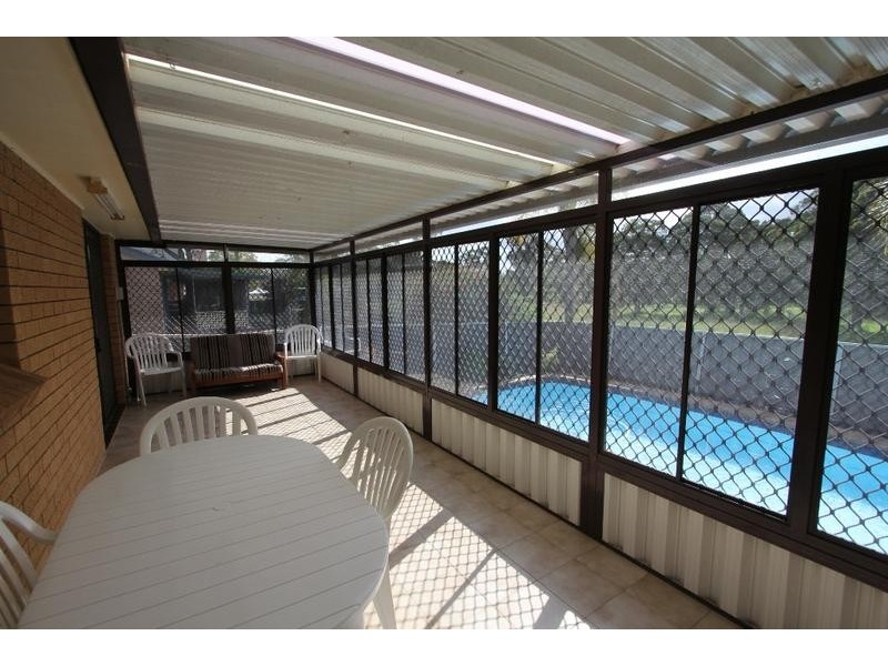 76 Trobriand Crescent, Glenfield NSW 2167
