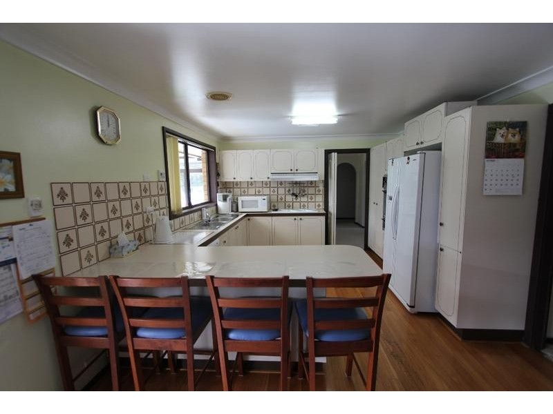 76 Trobriand Crescent, Glenfield NSW 2167