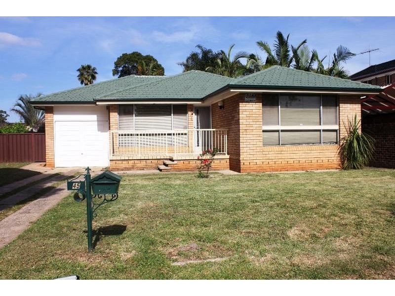 45 wolverton Avenue, Chipping Norton NSW 2170