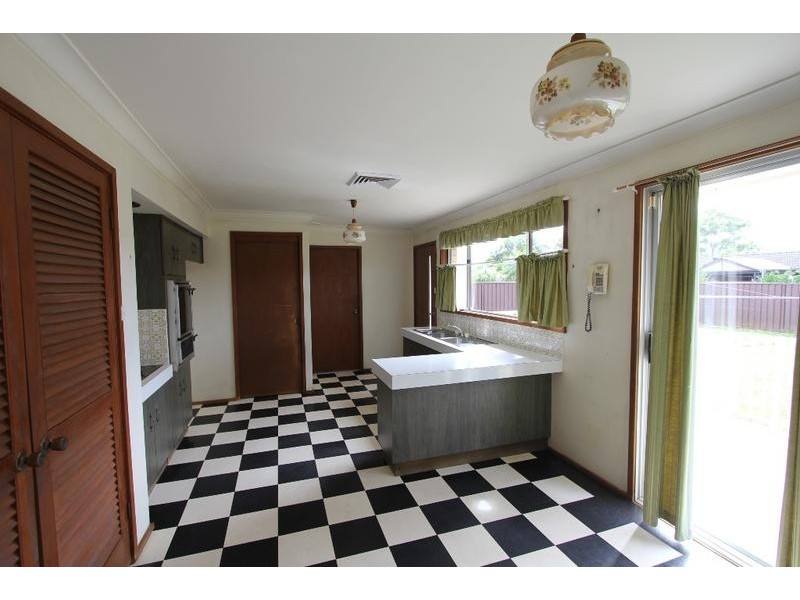 45 wolverton Avenue, Chipping Norton NSW 2170