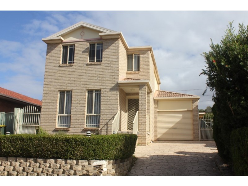 52 Minnamurra Cct, Prestons NSW 2170