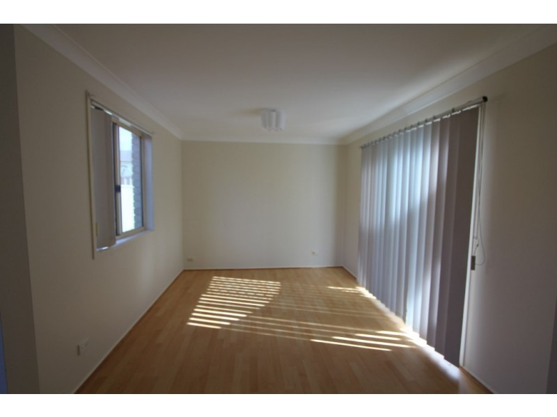52 Minnamurra Cct, Prestons NSW 2170