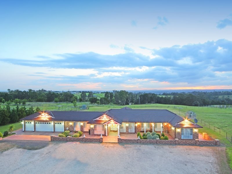 415 Mount Hercules Road, Razorback NSW 2571