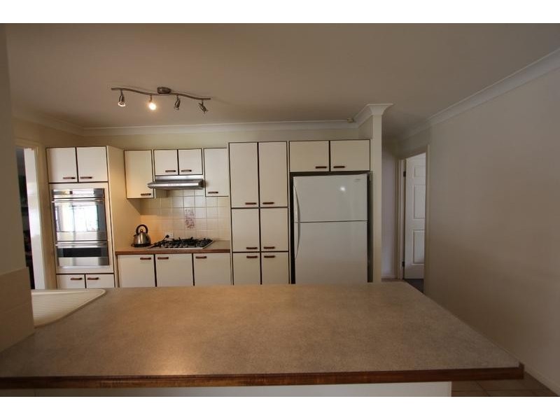 17 Swan Circuit, Green Valley NSW 2168