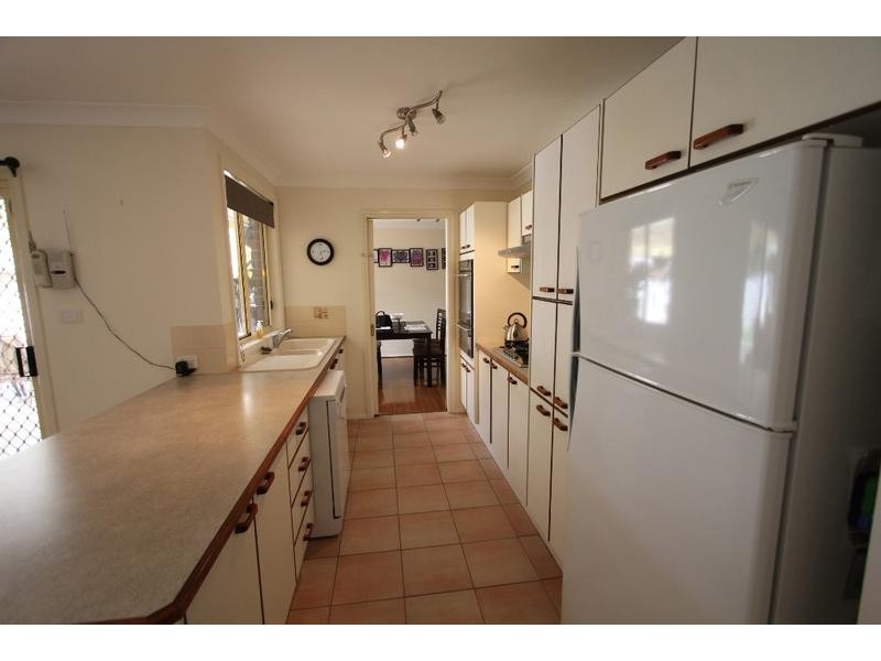 17 Swan Circuit, Green Valley NSW 2168