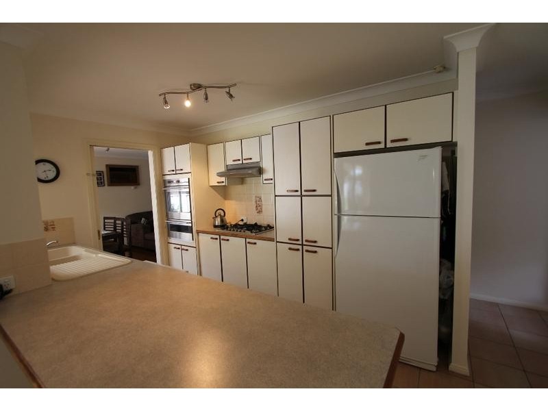 17 Swan Circuit, Green Valley NSW 2168