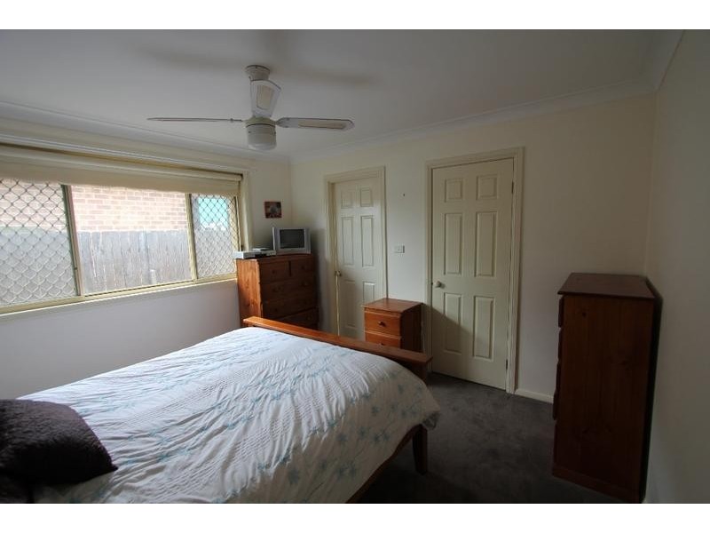 17 Swan Circuit, Green Valley NSW 2168