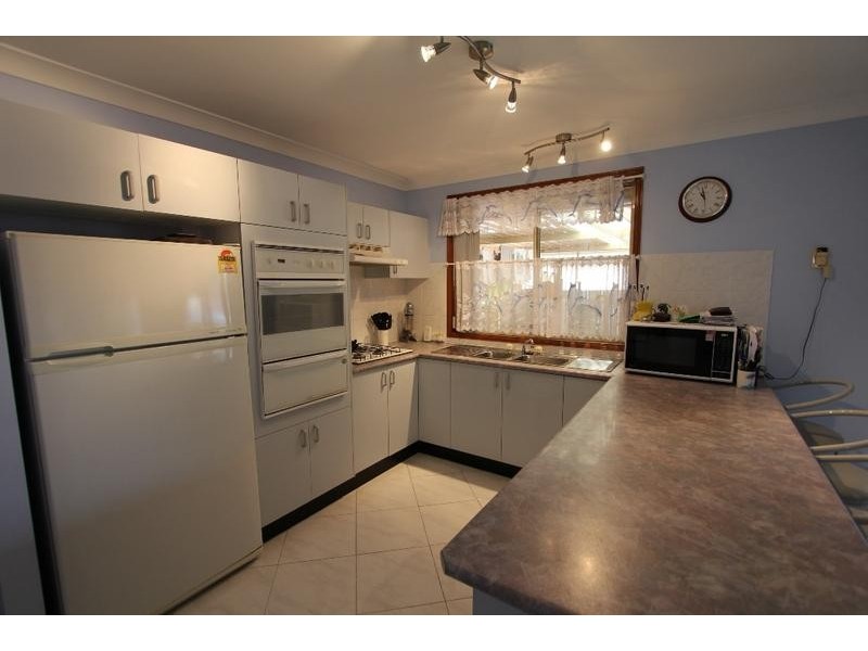 7 Walgett Close, Hinchinbrook NSW 2168