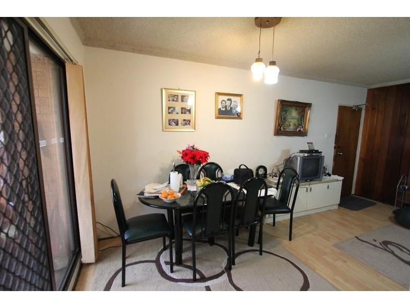 9/10 Forbes Street, Warwick Farm NSW 2170