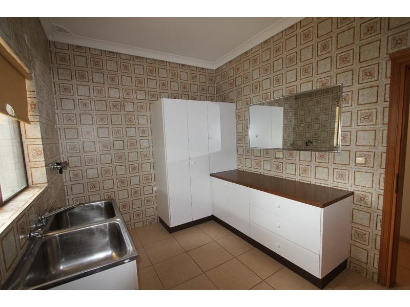 11 Spagnolo Place, Prestons NSW 2170