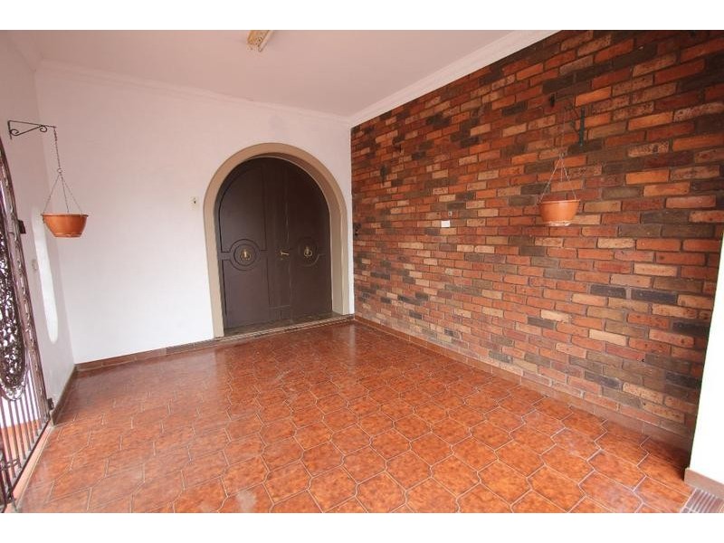 11 Spagnolo Place, Prestons NSW 2170