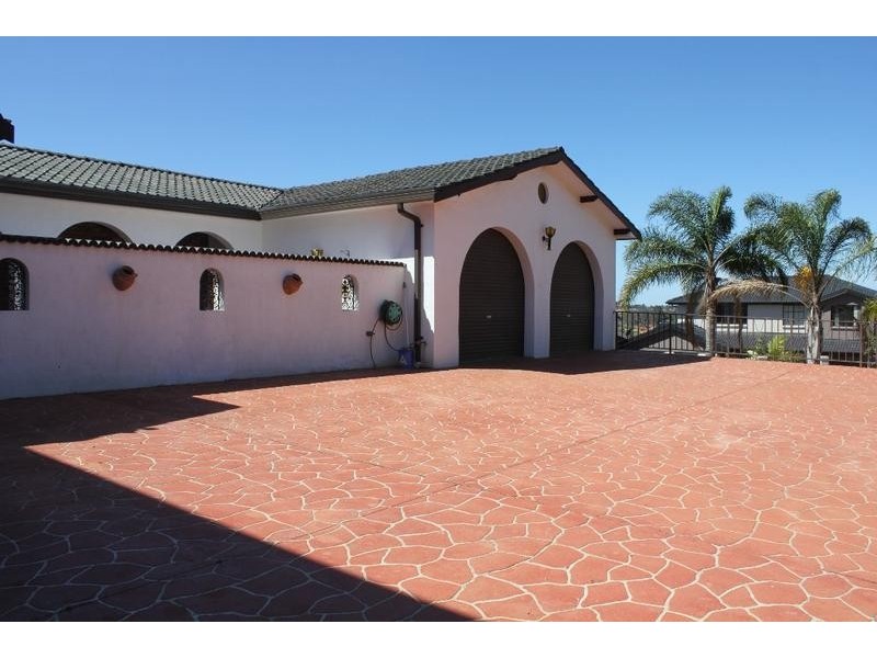 11 Spagnolo Place, Prestons NSW 2170